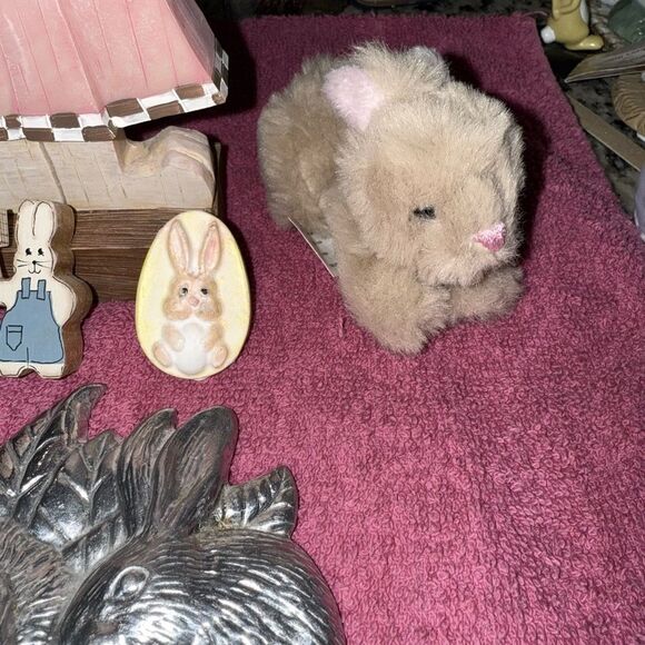 Charming Bunny Figurine Collection - Picture 4 of 6